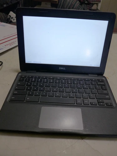 Dell Chromebook 3100  (16GB eMMC,  Celeron, 1.60 GHz,4GB) -WEBCAM NO CHARGER S28