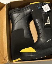 Trudave Steel Toe Rubber Boots for Men, Waterproof Anti Slip Boots, 6mm Neoprene