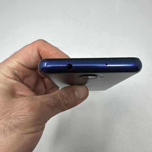 Teléfono inteligente L 51 con pantalla rota - Imagen 4 de 8