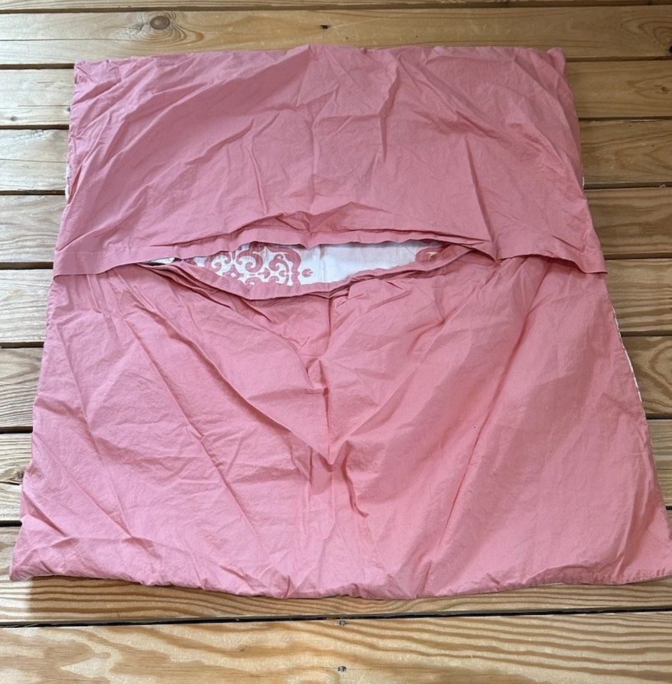 West elm Set of 2 Pillow covers Shams Size 26x24 Pink G1 - Image 3 of 4