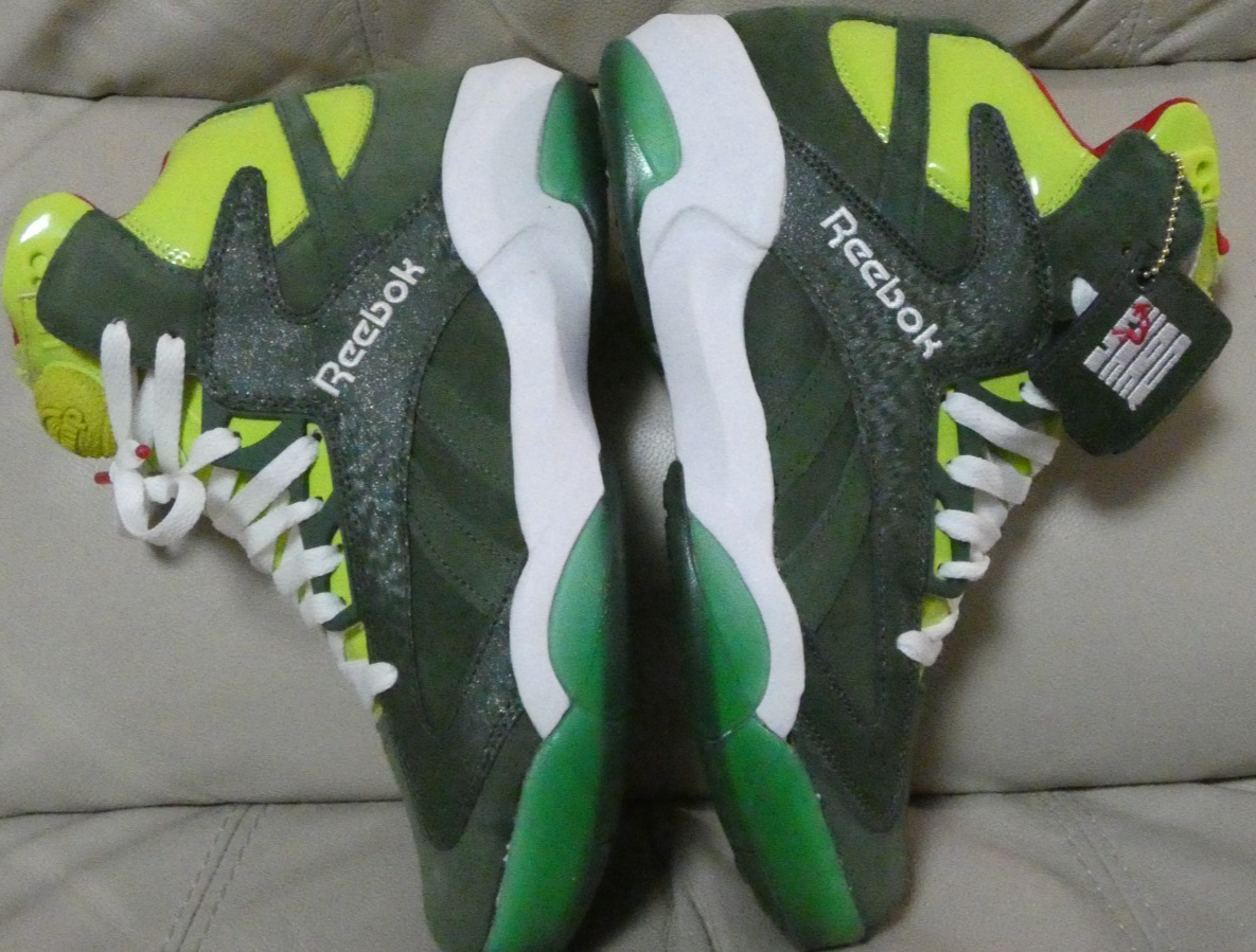 Size 8 - Reebok Shaq Attaq Ghost Of Christmas Present for sale