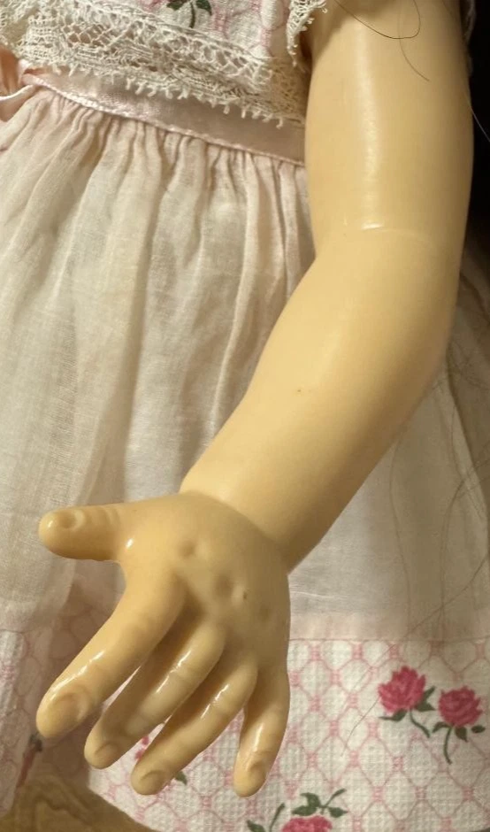 28" P-92 Ideal "Toni" doll BEAUTIFUL girl (if a little dirty) coloring original - Image 4 of 4