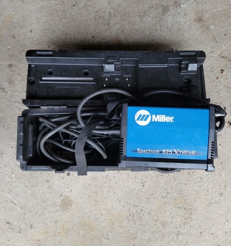 Miller Spectrum 625 X-treme DC Plasma Cutting System - FOR PARTS OR REPAIR ONLY