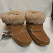 Bastien Industries Hiawatha Moccasins Style 771 Women's Size 6