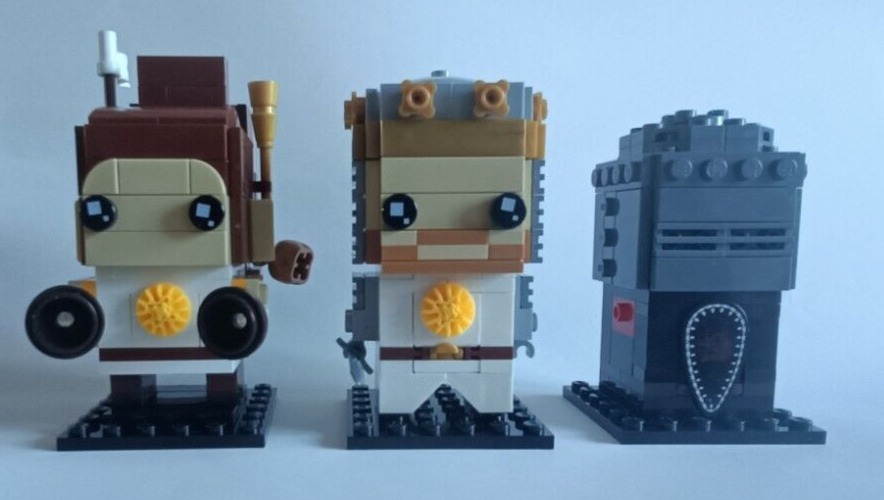 RARE Lego Monty Python the Holy Grail Brickheadz MOCs Genuine Lego