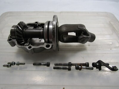 Yamaha 82 83 XZ550 Vision 550 OEM Engine Bevel Middle Drive Gear Yoke w/Cover