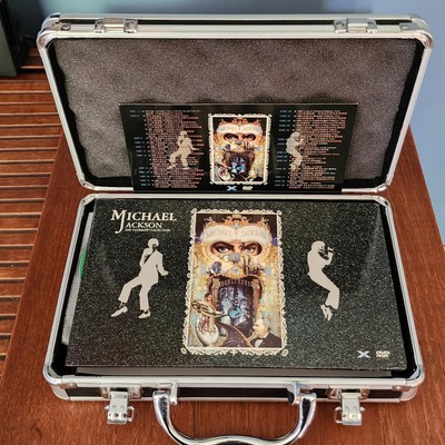 マイケルジャクソン ULTIMATE COLLECTION DVD32+CD1 Amazon.co.jp: Michael Jackson: Ultimate Collection [DVD] : DVD