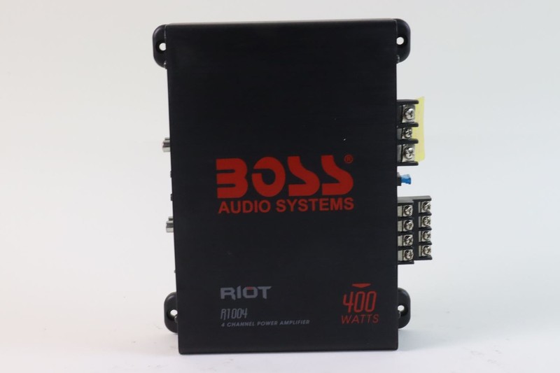 BOSS AUDIO SYSTEMS RIOT SERIES 4-CH CAR AMPLIFIER | RIOT-R1004 | BLACK