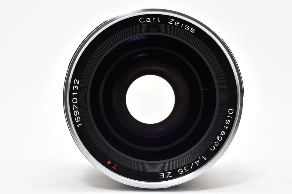 Lente gran angular Carl Zeiss Distagon T* 35 mm f/1,4 ZE para Canon EF... - Imagen 3 de 4