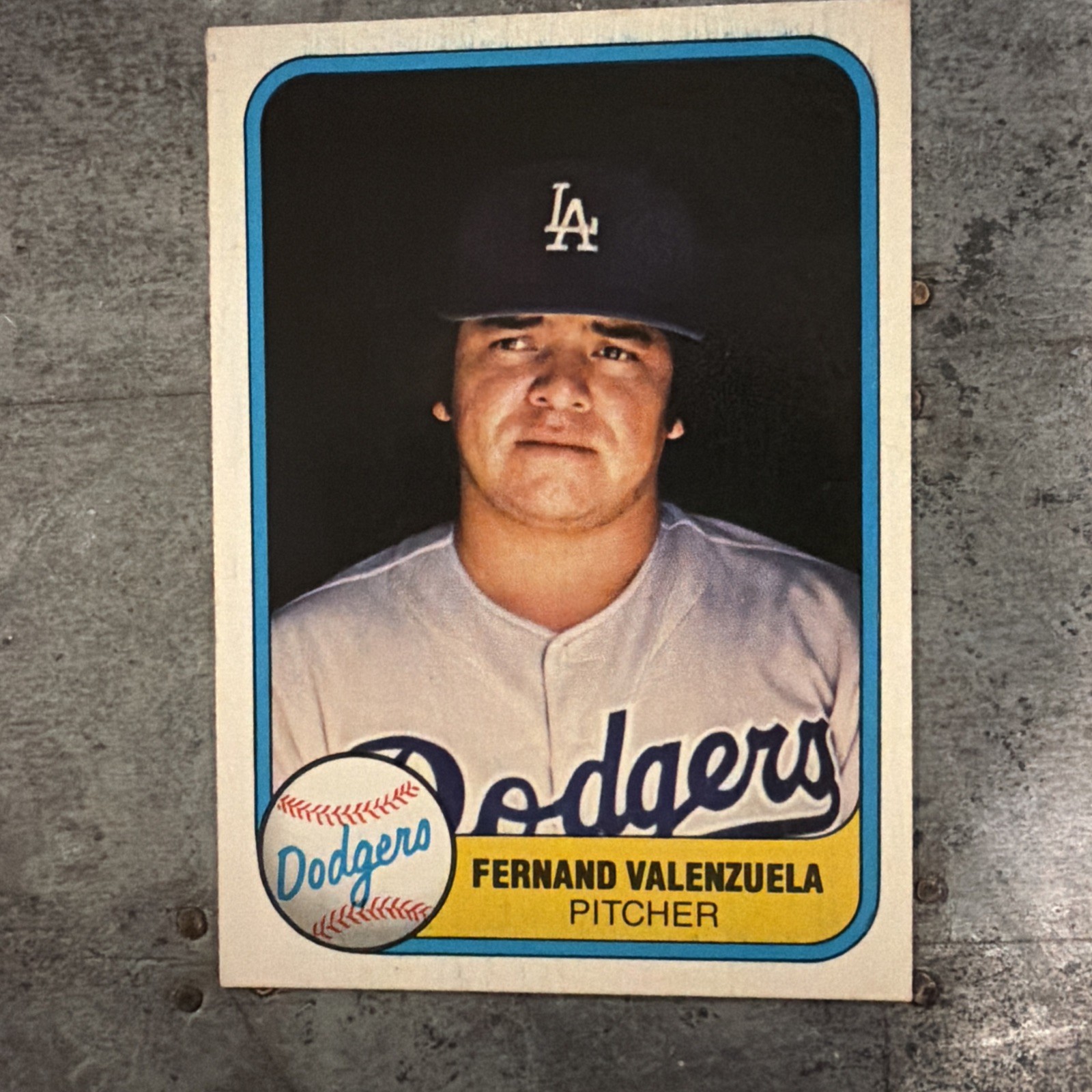 1981 Fleer - Fernando Valenzuela #140 Name Misspelled as Fernand (RC)