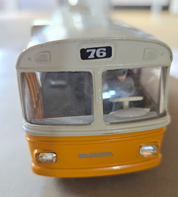 Tekno Denmark Scania Linienbus 76 Modellbus Nr. 851 gelb/grau