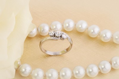 14K White Gold Round Cut Lab Grown Diamond Charm Ring for Women 0.51 Ct