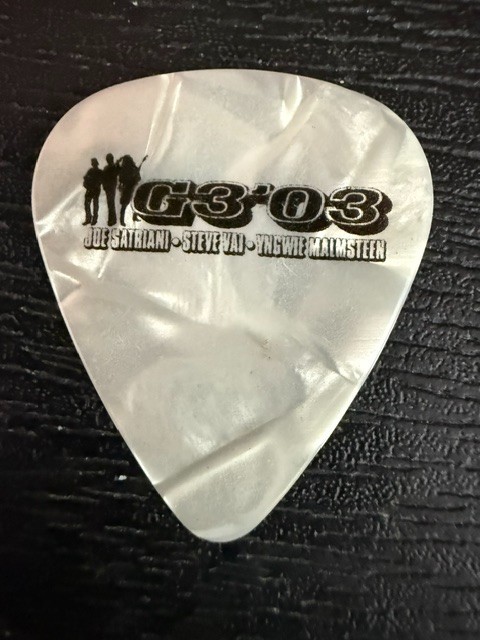 G3 2003  /  JOE SATRIANI   /  STEVE VAI  /   YNGWIE  /  TOUR  GUITAR PICK