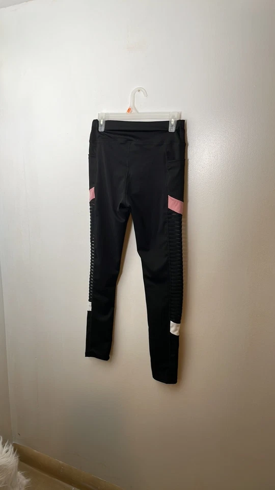 GM fashion usa blac leggings whit mesh on side size L/XL Foto 3 de 4
