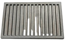 Gallery 18" Valencia Dog Basket Cast Iron Fire Grate