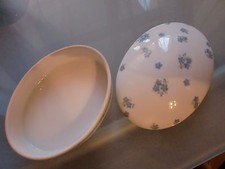 Puszka na pigułki puszka porcelana fiołek marka L M J W nr 3074 porcelanowe pudełko na pigułki