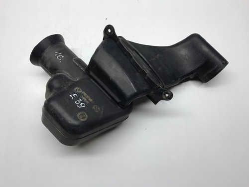 BMW 5 Serie E39 1998 528i Luftkanal Rohr Schlauch Lichtmaschine 1742538 1744462