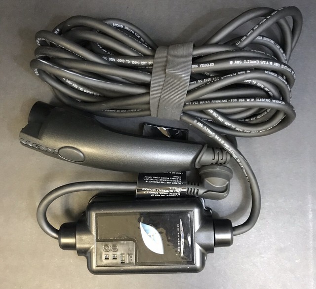Chrysler Electric Car Charger, Chrysler Car Charger, Brand New Without