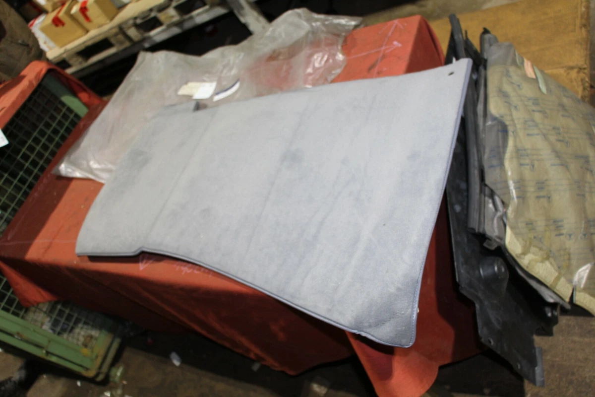 ORIGINAL Mercedes Benz SL-Klasse W107 R107 Belag Bekleidung 