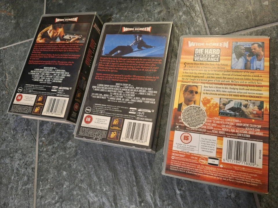 Die Hard Trilogy Widescreen Bundle UK PAL VHS THX  Bruce Willis - Image 2 of 4