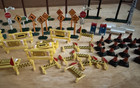 Big lot vintage HO track scenery accessories Aurora slot cars Model Motoring — photo 7