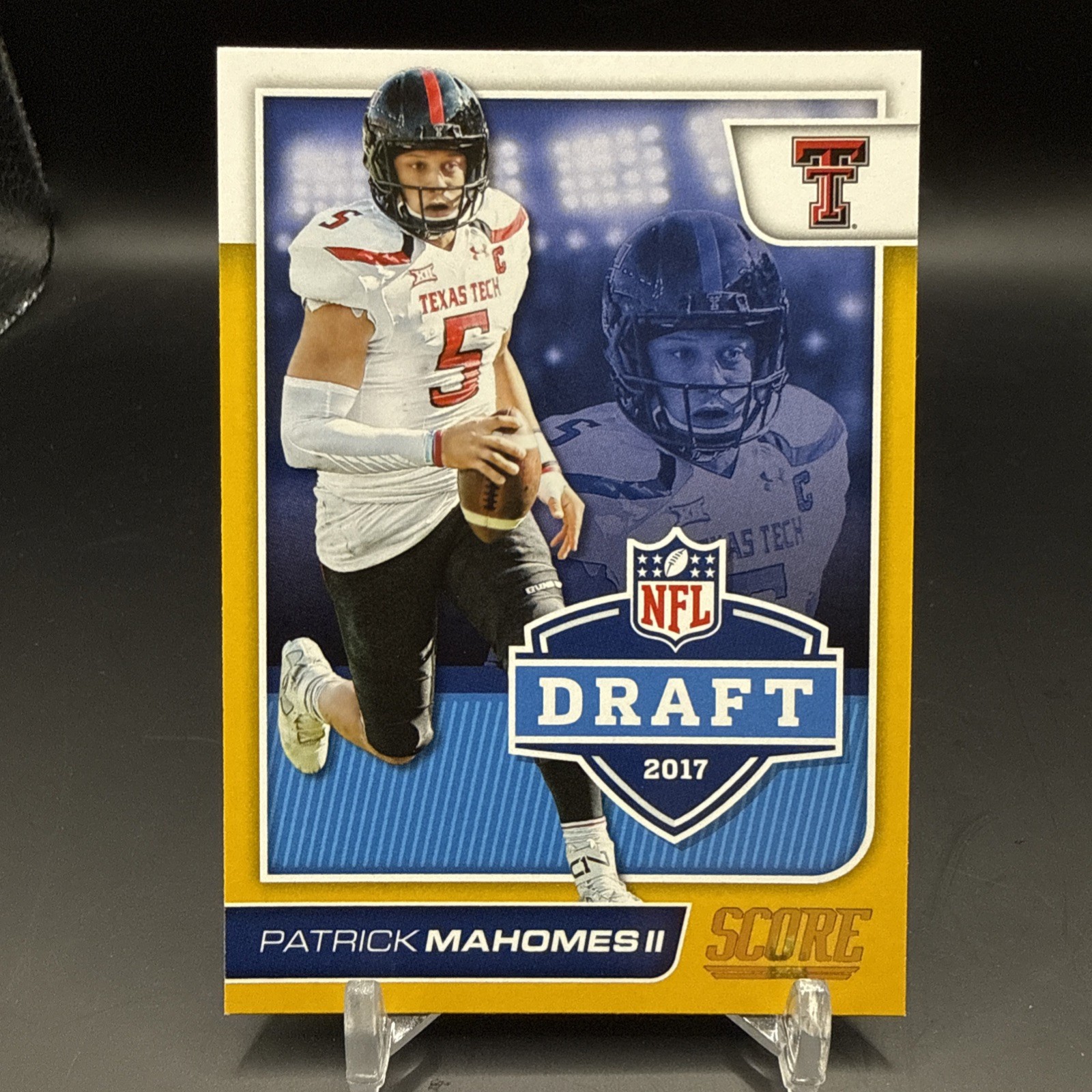 Patrick Mahomes 2017 Score Draft Gold Rookie Card
