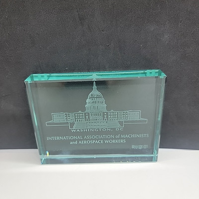 International Assn  Of Machinists Aerospace Workers Etched Glass Paperweight DC