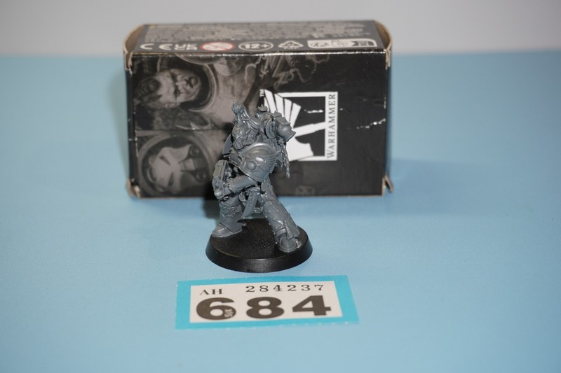 Warhammer 40k Emperor's Children Tormentor Mini of the Month
