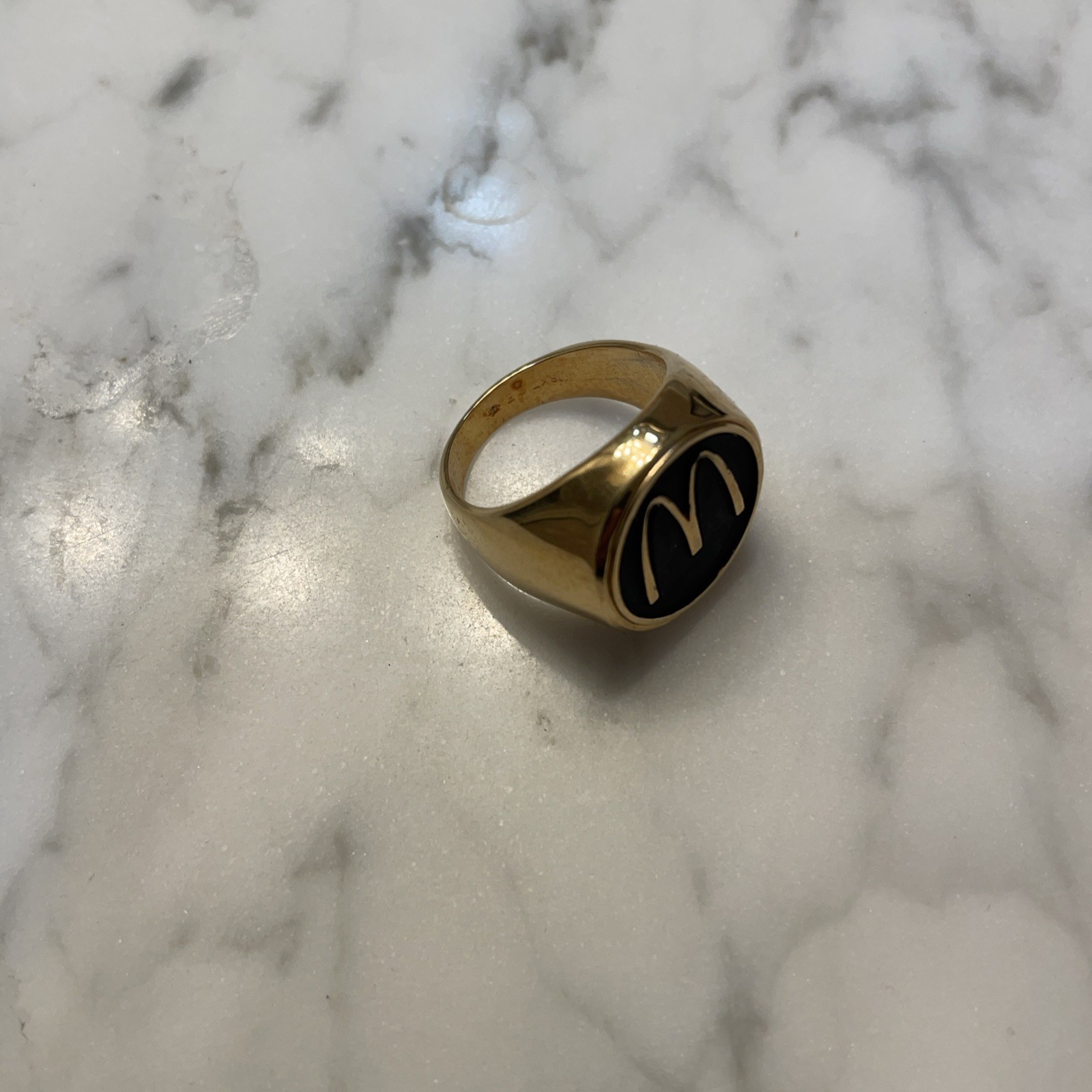 McDonald's Vtg 18K Gold Plated Ring M Signet Brass Size8.5 NOS Balfour