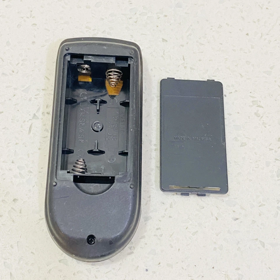 Sharp G0085TA Genuine Camcorder Remote V1A10U, VLA100, VLA45U, VLAH50U, VLAH60K - Image 2 of 4