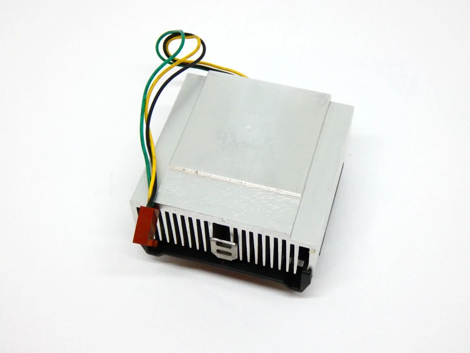 Original Intel CPU Cooler Fan Diameter 55mm -  Socket 370 - Image 3 of 4