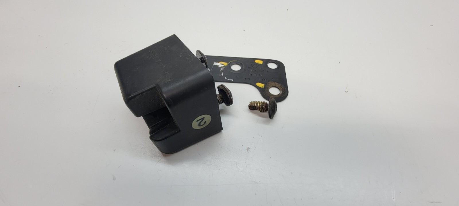 LAMBORGHINI AVENTADOR FRONT TRUNK HARD TOP MOUNTING BRACKET OEM 475863118D
