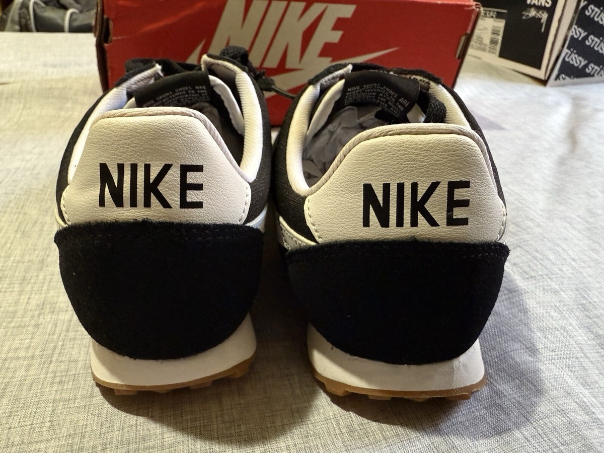 2006年製　NIKE WAFFLE RACER II UCLA 29 Brand New Vintage Nike Waffle Racer 2 W Grey Blue | Depop