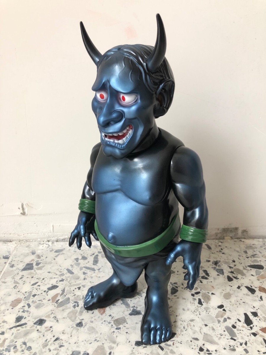 Silverkano toy ロボットベースzollmen IZUMONSTER Silverkano toy ロボットベースzollmen IZUMONSTER Silverkano