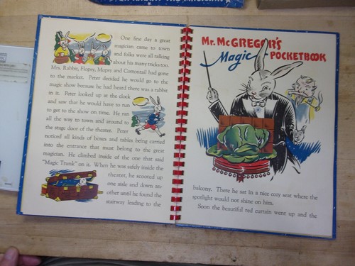 Vintage 1942 Peter Rabbit The Magician Show Book W/box & Contents Strathmore Co. - Picture 5 of 24