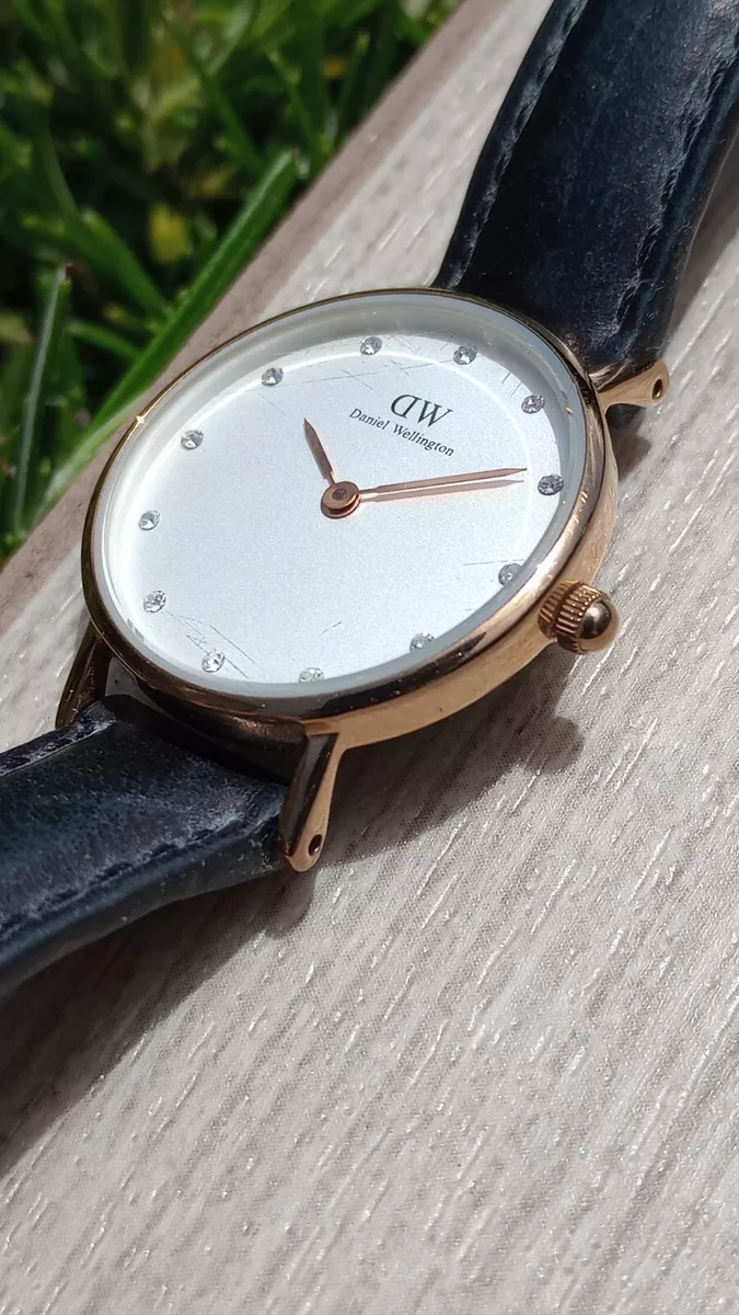 Daniel Wellington Women s Watch Quartz White Dial Rose Gold 26mm
