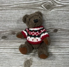 Vintage 2000 HugFun International 8” Holiday Heart Sweater Plush Brown Bear