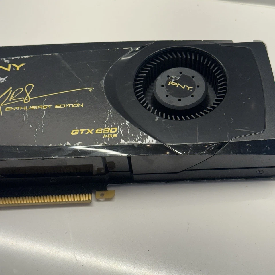 PNY Nvidia GeForce GTX 680 4GB 256BIT GDDR5, PCI Express 3.0 x16 Graphics Card 1 - Image 3 of 4