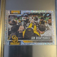 Topps 2026 Series 1 San Diego Padres Holofoil Baseball Card #292 MLB
