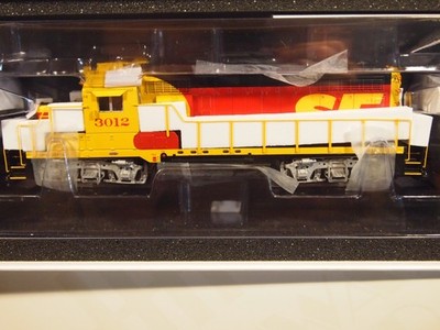 BROADWAY LIMITED 7455  GP20  SP-SF MERGER  ROAD NO. ATSF3018  w/SOUND FOR DC+DCC