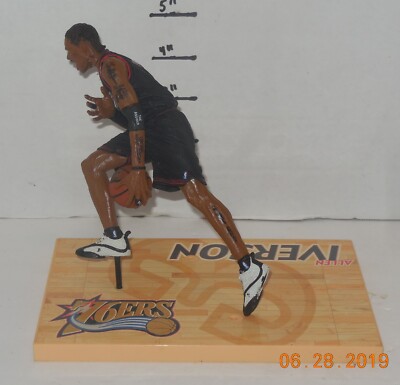 NBA★McFARLANE★希少！黒ユニフォーム★IVERSON フィギュア McFarlane Toys NBA Philadelphia 76ers Sports Basketball