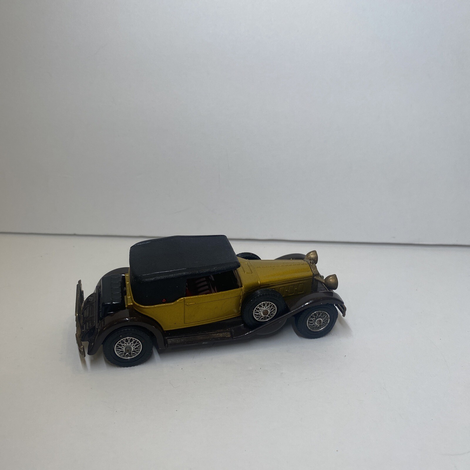 Picture 4 of 8