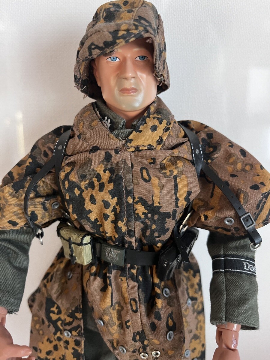 Dragon Action Figure WWII Austria 1945 Wilhelm German Grenadier