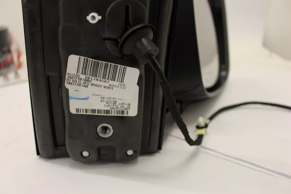 Rückspiegel Seitenspiegel RH Dodge Caravan Chrysler Grand Voyager Bj:11-18 - Bild 3 von 3