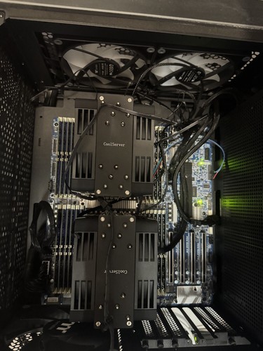 Gigabyte MZ73-LM0 (rev 2.0) Server MotherBoard Support AMD EPYC 9004 - Afbeelding 2 van 2