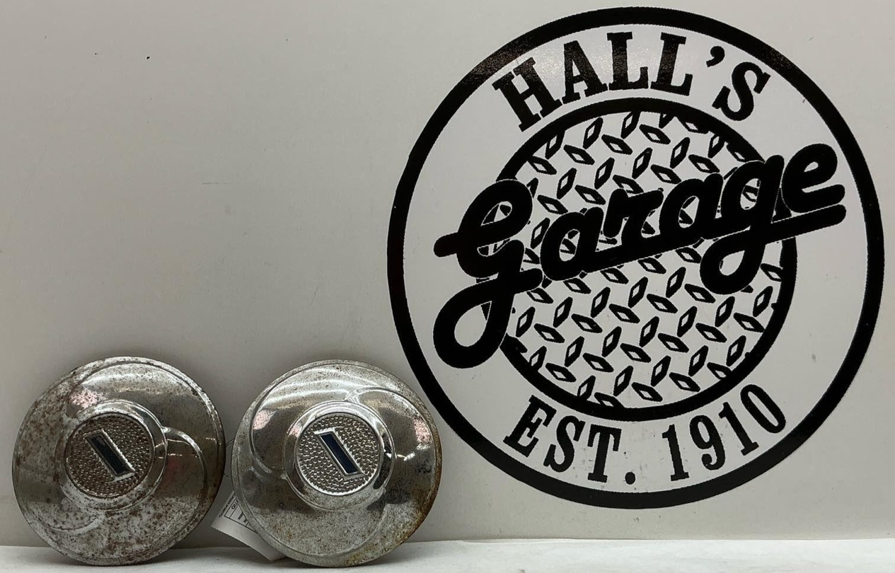 2-Pack Chevy Wheel Hubcaps for 33-Inch Rims – Durable & Stylish