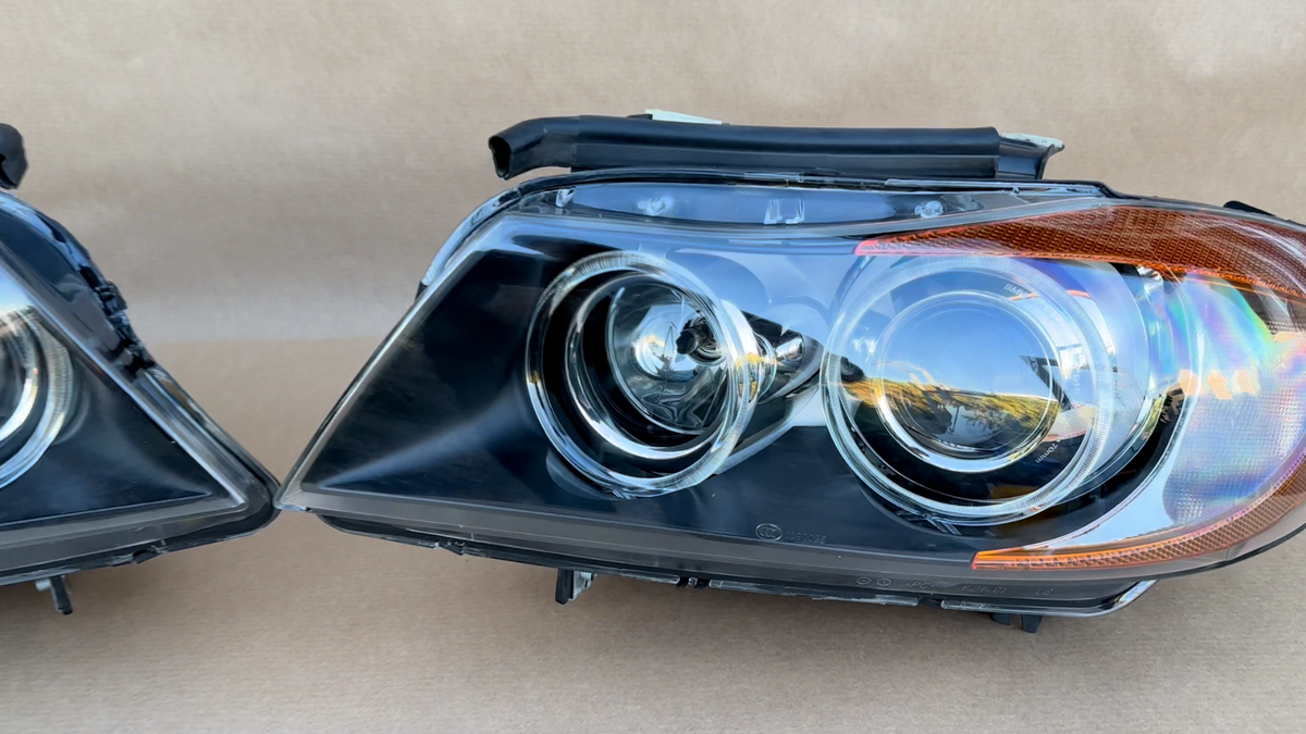 2006-2008 BMW E90 325i 330I 328i OEM Dynamic Xenon Headlight