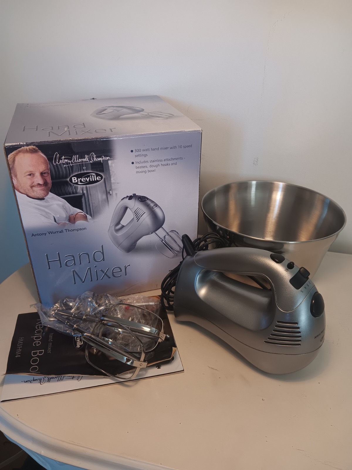 Breville HM4 Hand Mixer Antony Worrall Thompson 300W Food Baking Silver & Bowl