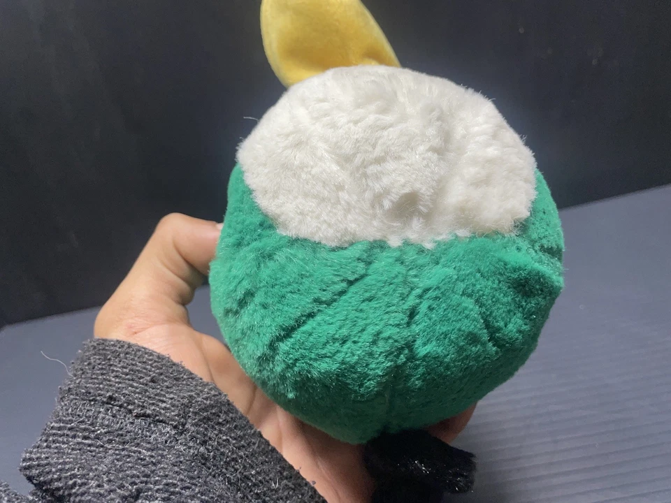 RARE Angry Birds 5" Hal Plush Open Beak Green Toucan Bird 2010 Commonwealth - Image 2 of 3