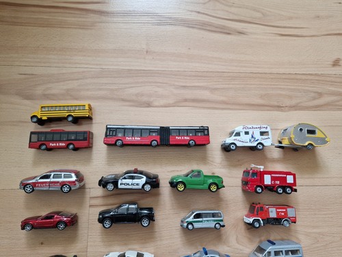 37x seltene SIKU / Matchbox Modellautos Pkws - Konvolut (Feuerwehr, Polizei) - Bild 2 von 4